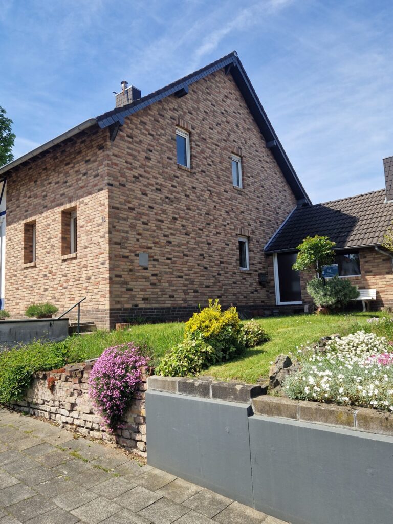 [Verkauft] Einfamilienhaus in Neurath